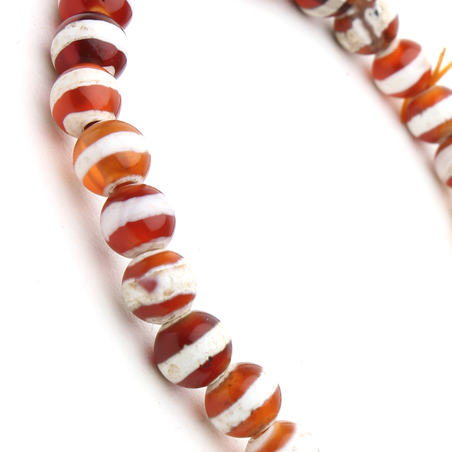 Arihant Gems & Jewels Brown & White calcedony Bracelet | Natural & Certified | Astrological Gemstone | Positive Effect | Unisex Both for Men & Women